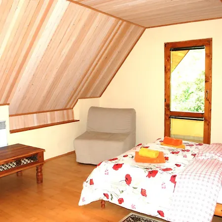 Nase Vase Domcek Pod Starym Mestom Prázdninový dům