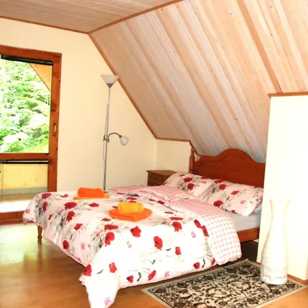 Nase Vase Domcek Pod Starym Mestom Prázdninový dům *